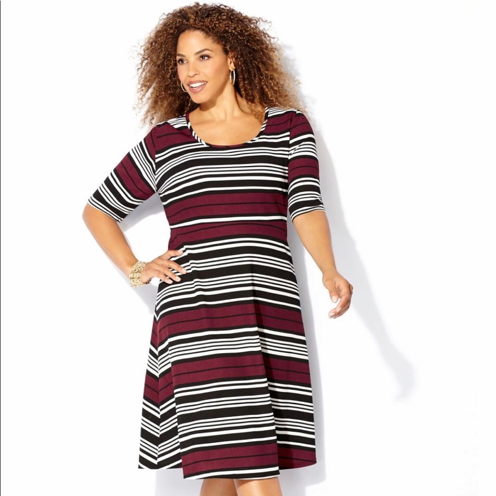 Women dress size 14/16 stripe skater, Burgundy